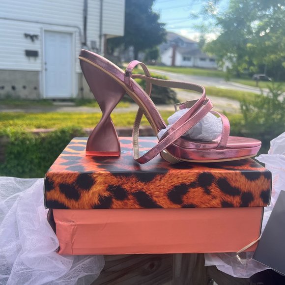 Kelly Pink Sculpted High Heel Sandals - Picture 3 of 6